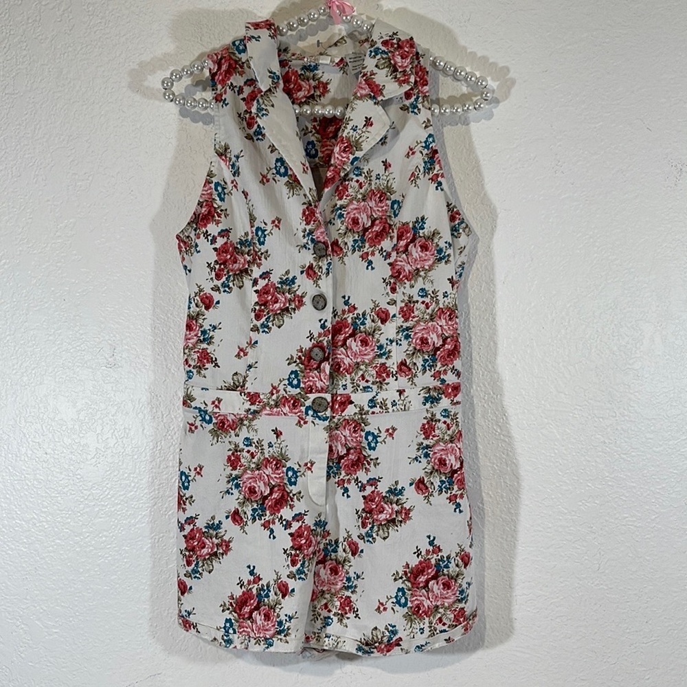MISS ME Girl’s Floral Front Buttons Romper Size Large